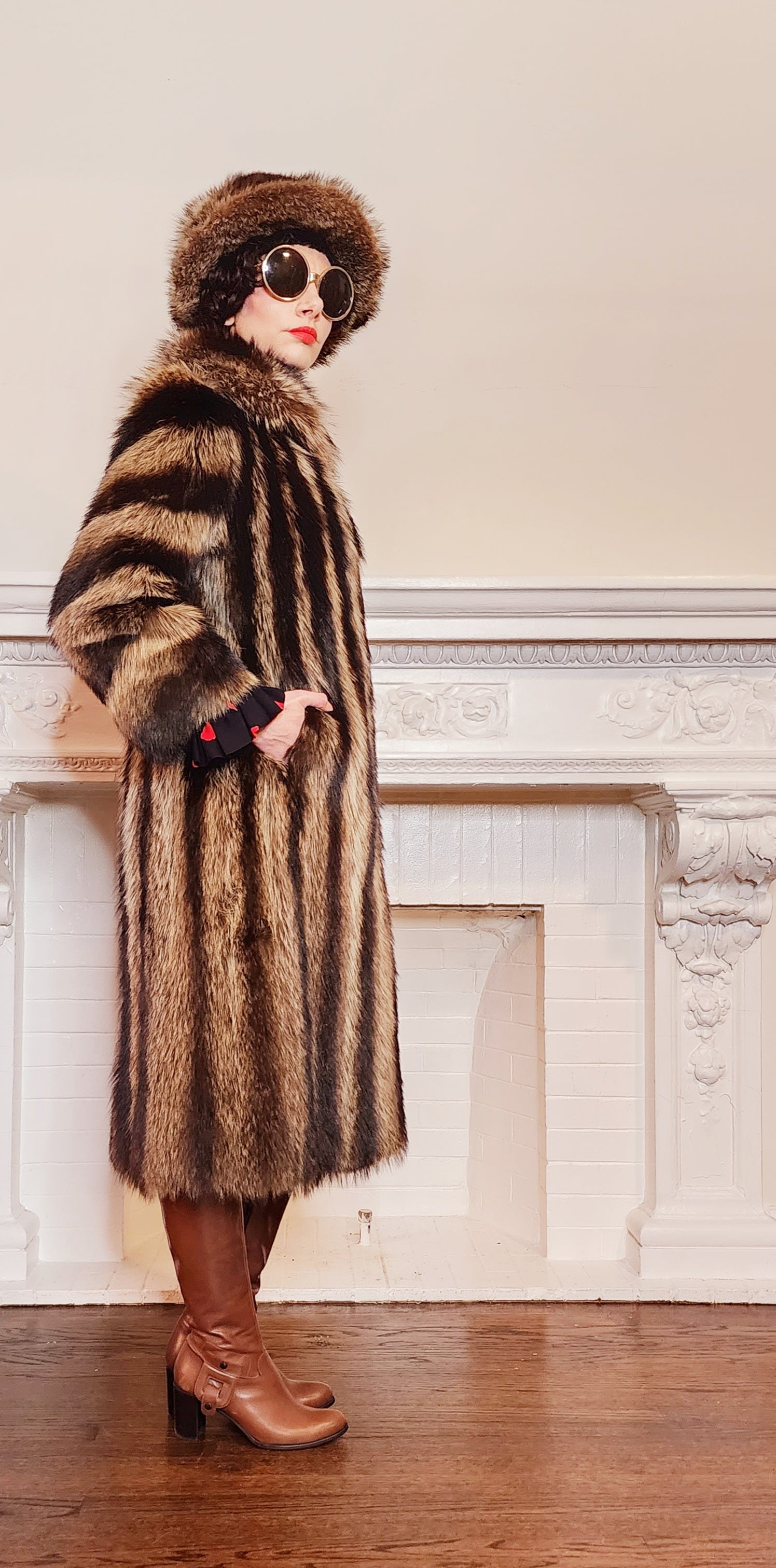 80s 70s Long Raccoon Fur Coat with Large Collar by Tibor Furs Small