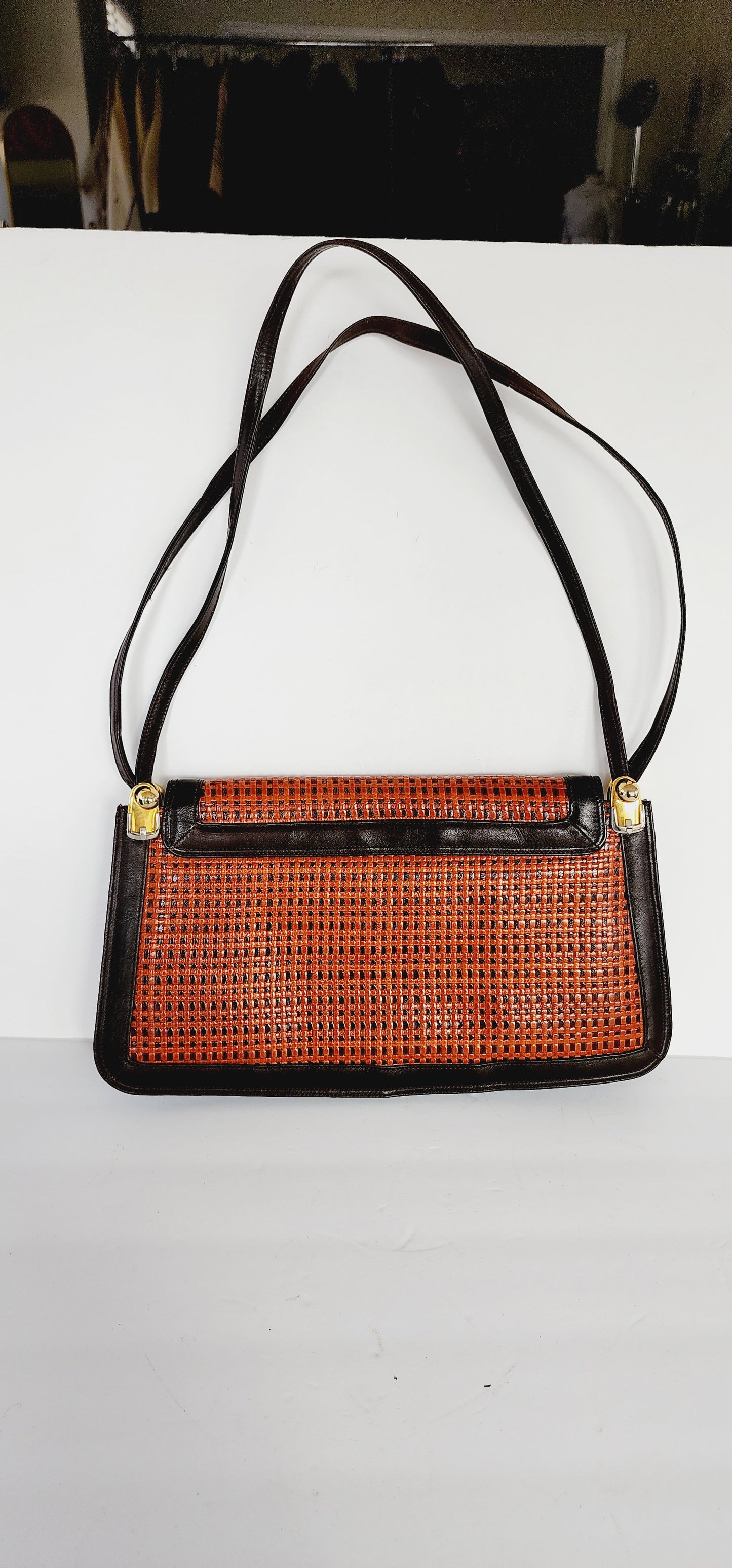 1970s Brown and Orange Leather Shoulder Bag with Lattice Woven Texture