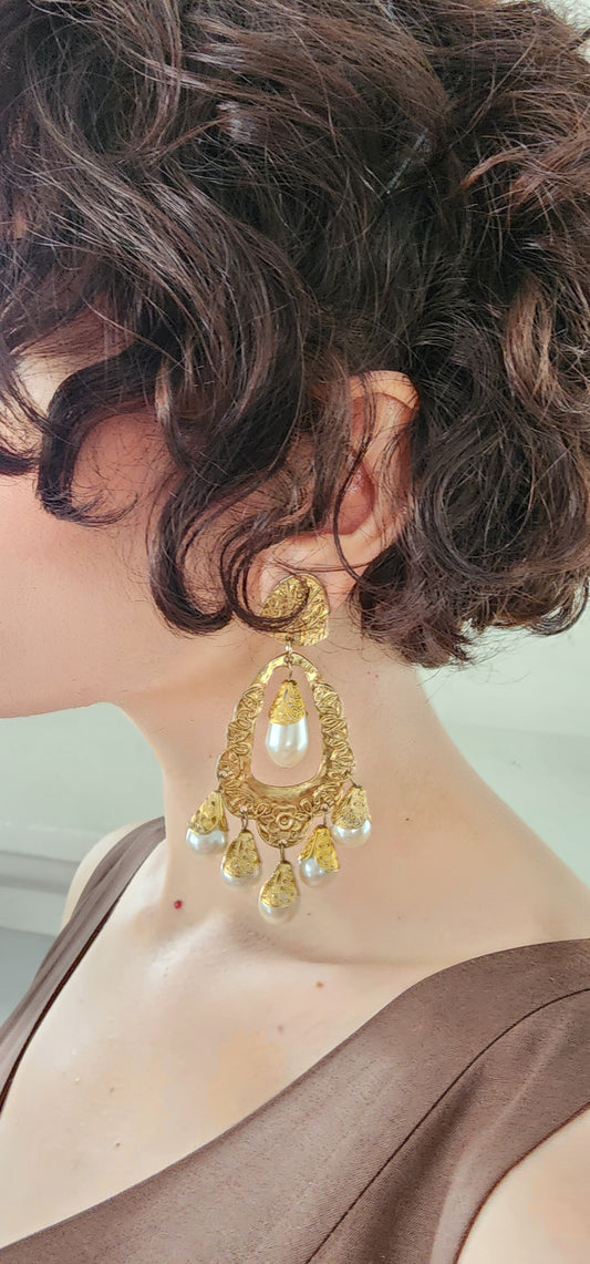 60s Chandelier Earrings Dangly Oversized Clips in Hammered Gold w/Faux Pearl Beads