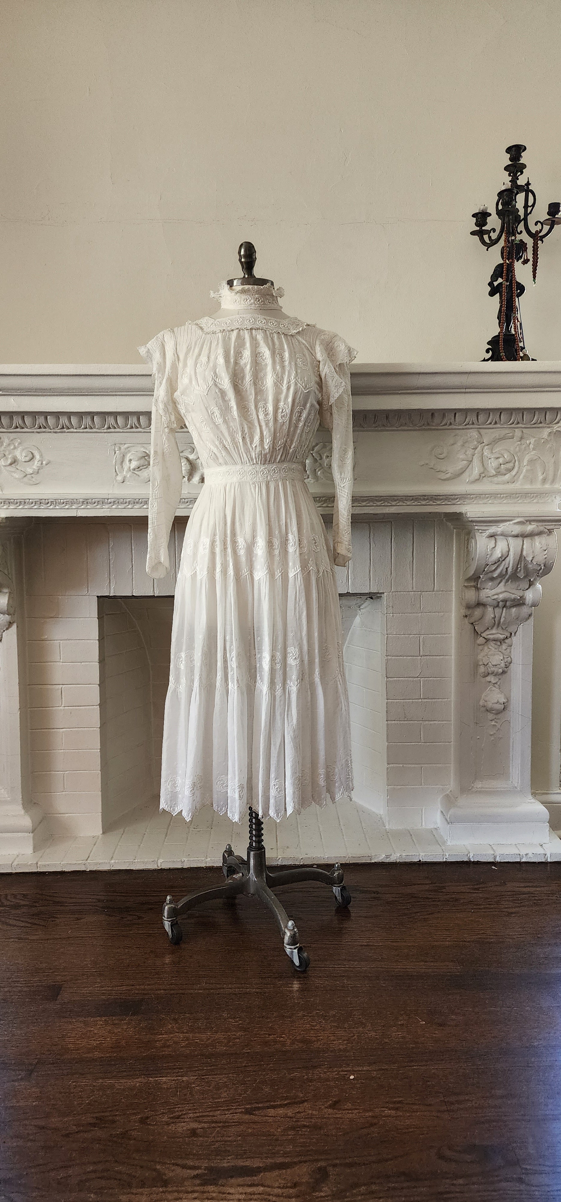 Antique Edwardian Lawn Dress / White Cotton Lace Embroidery AS IS RareJule Vintage Antique Edwardian Lawn Dress / White Cotton Lace Embroidery AS IS RareJule Vintage