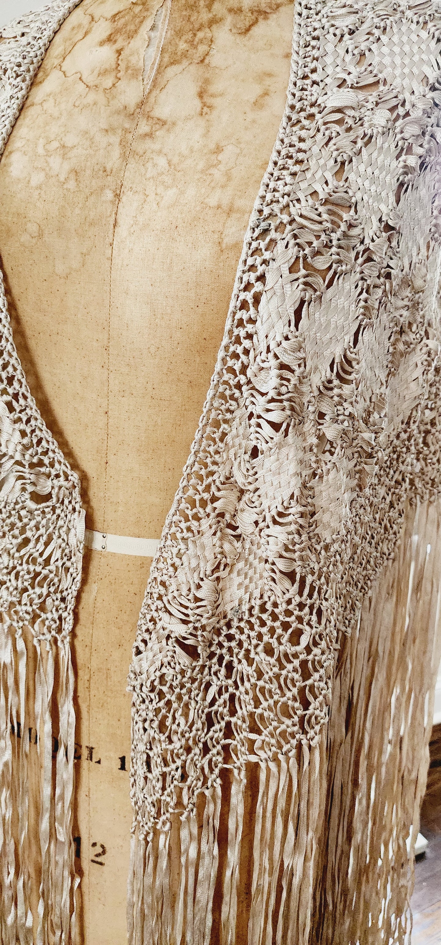 Vintage Cream Shawl or Wrap Silk Knit with Long Fringe and Openwork Lace / Neo-Edwardian