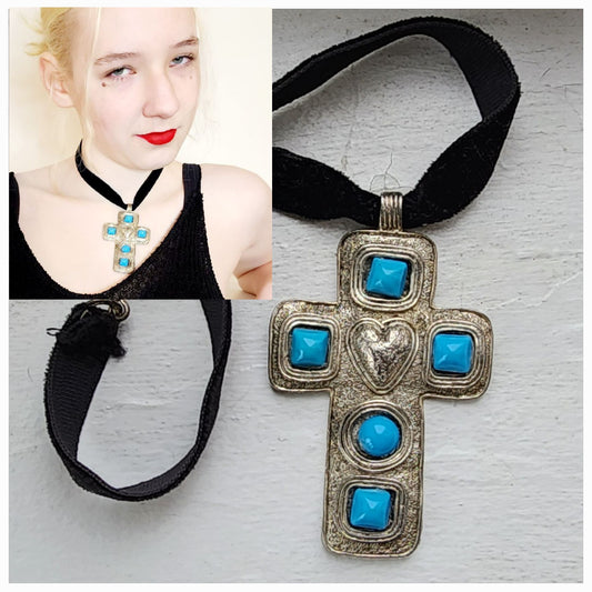 90s Choker Necklace Silver & Turquoise Cross Pendant Black Velvet Band