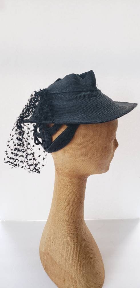 1930s Black Straw Cocktail Hat with Netting / 30s Millinery Woven Weave Lattice Design at Rear / Maelle