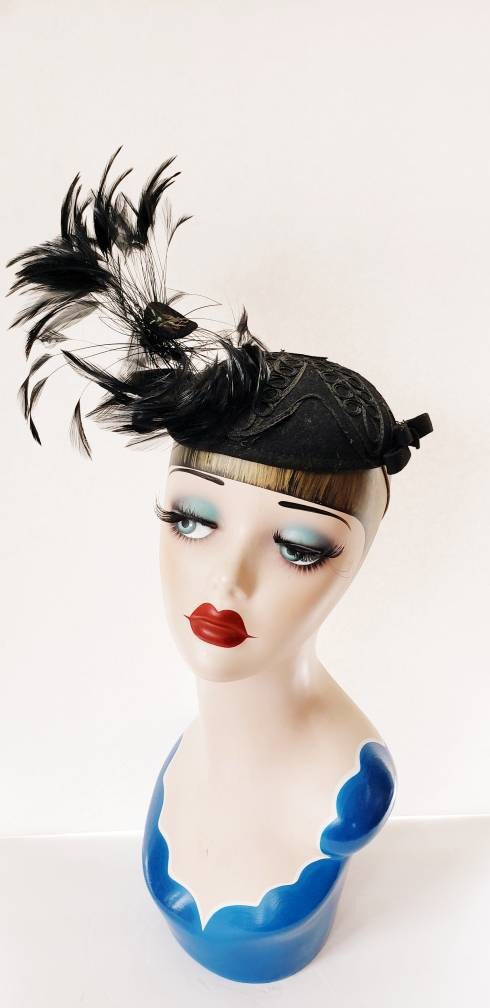 1930s Black Embroidered Cocktail Hat with Asymmetrical Black Feathers / 30s Avant Garde Modernist Evening Hat / Adalene
