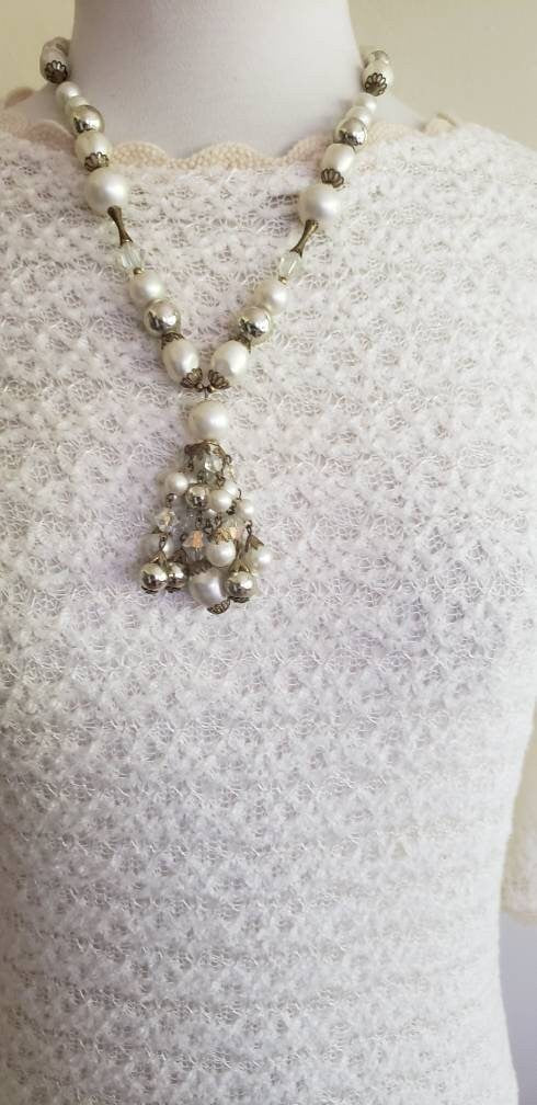 1960s Boho Necklace Cream Opalescent and Platinum Metallic Beads Faux Pearl Single Strand Fringed Bead Pendant / Seana