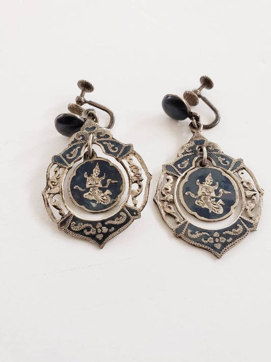 1950s Black and Silver Dangly Earrings Thai Dancers Niello / 50s Midcentury Orientalist Siam Goddess Jewelry Screwbacks