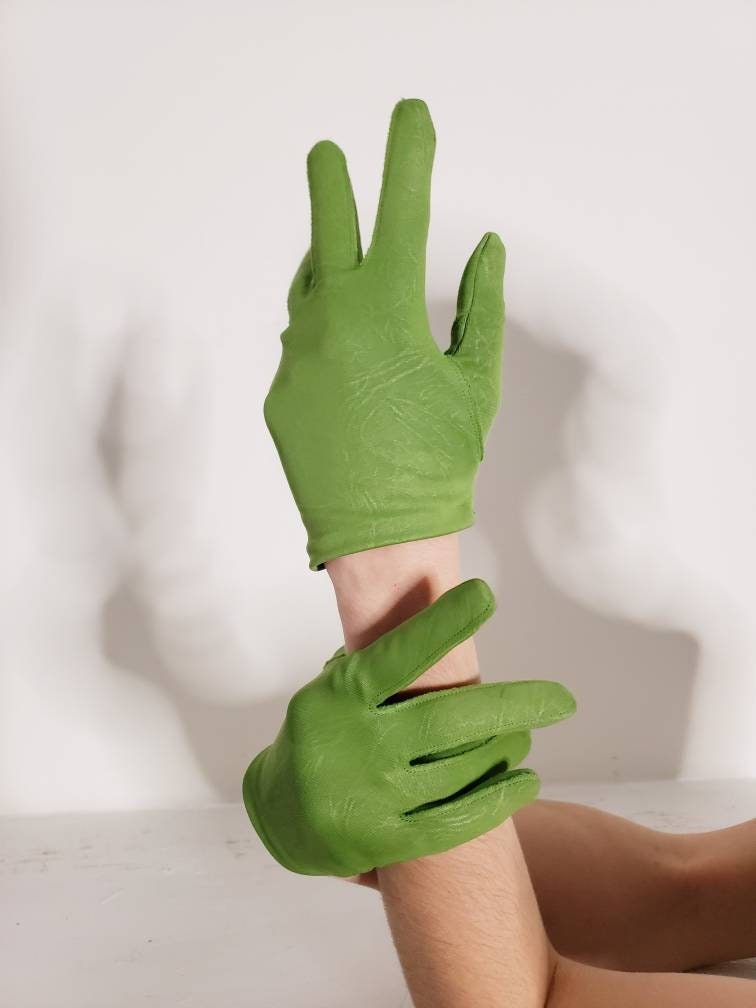 1960s Lime Green Gloves Stretchy Wrist Length Mod Modernist Colorpop Small / Romilly